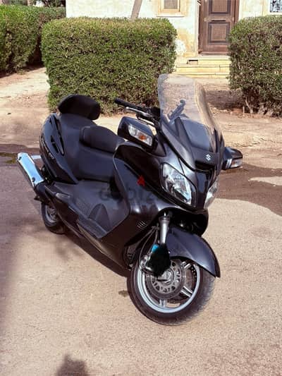 Suzki Burgman 650 Executive ABS