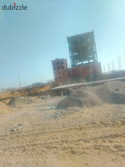 For sale: land of 276 meters in the eastern extension of Badr City.  Installments completed.  Connected to utilities.  5 minutes to El-Reyami.  For 1,