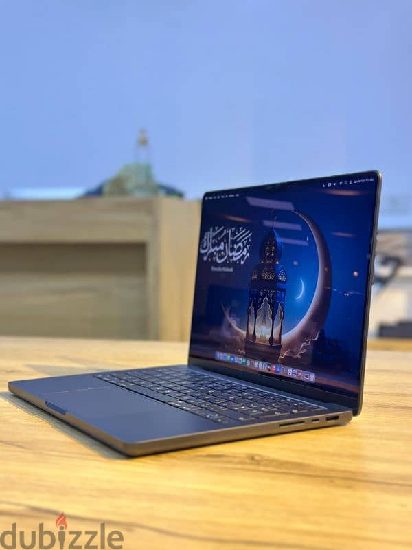 MacBook M3 Pro 14 inch 1