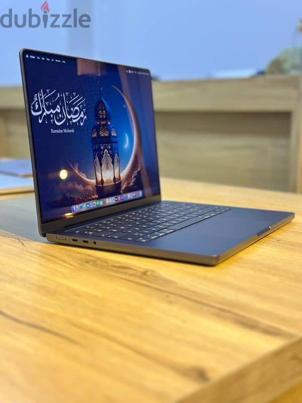MacBook M3 Pro 14 inch 3