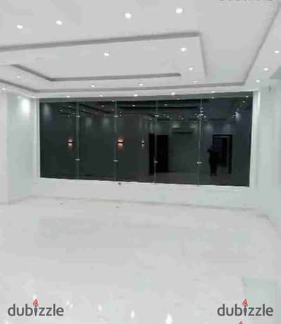 معرض تجاري للايجار على شارع رئيسي في المهندسين