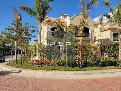 فيلا مستقلة للبيع اقل من سعر الشركة استلام فوري في كمبوند لافيستا سيتي بفيو مفتوح علي لاند سكيب في منطقة الR4