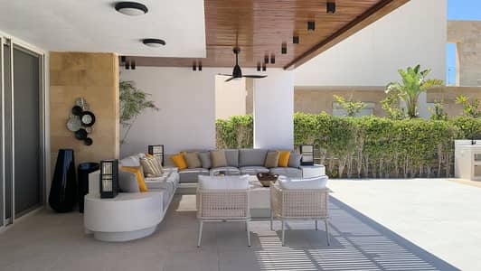 Villa For Rent  Air  BLOCK - lagoon view  -  4 BedRooms.