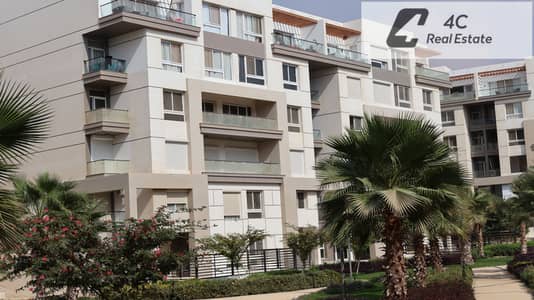 شقه 214 متر باقل سعر في الماركت في لوكيشن مميز في كمبوند هايد بارك القاهره الجديده  hyde park new cairo هايد بارك التجمع الخامس very prime location
