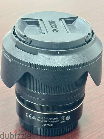 عدسة Nikon Z 24-70mm f/4 S بحالة الزيرو + كرتونة كاملة