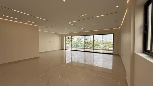 Special Opportunity – Luxury Apartment for Rent, Fully Air-Conditioned with Super Lux Finishing in Lake View Residence Compound, Fifth Settlement, New