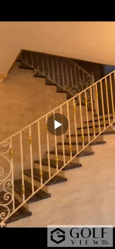 دوبلكس مميز لسرعه البيع بكمبوند كازا الشيخ زايد مساحه 235 م وجاردن 200م واول شامل التكيفات الترا سوبر لوكس بفيو مميز علي اعلي تبه ولوكيشن مميز 3نوم ,4