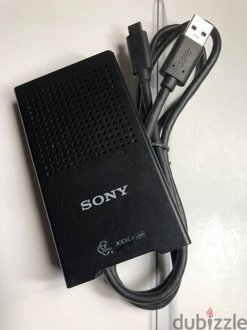 Sony MRW-G1 CFexpress Type B/XQD Memory Card Reader 2