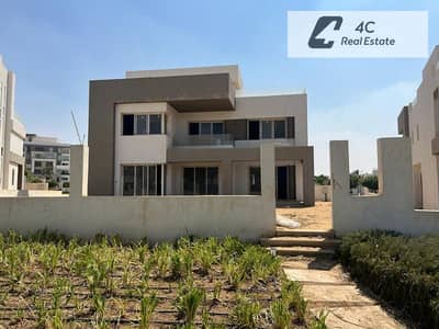 فيلا استاند الون علي فيو مفتوح مودرن مساحه 450 م  للبيع في هايد بارك التجمع الخامس Hyde Park New Cairo