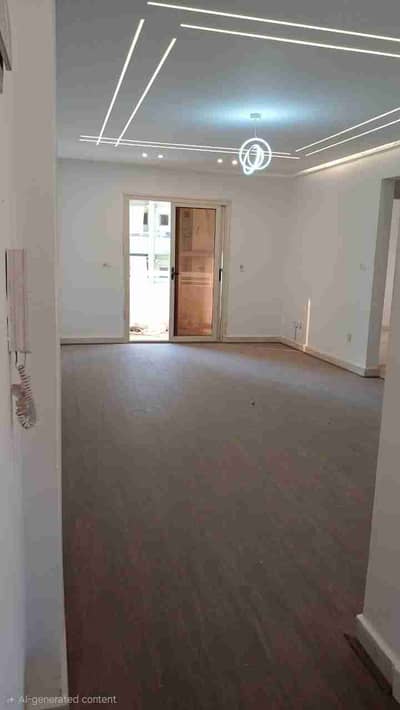 Apartment for sale in Gardenia City, First Settlement, 120m apartment, first residence, with kitchen, super lux finishing at an amazing price