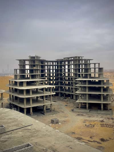 محل تجارى للبيع من المالك مباشرة فى قلب العاصمة الإدارية الجديده فى موقع مميز جدا New Administrative Capital