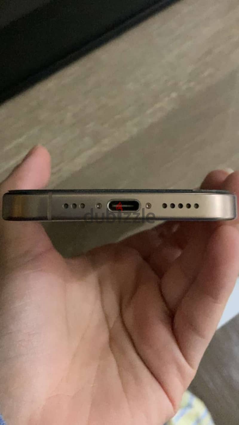 IPhone 16 pro 2