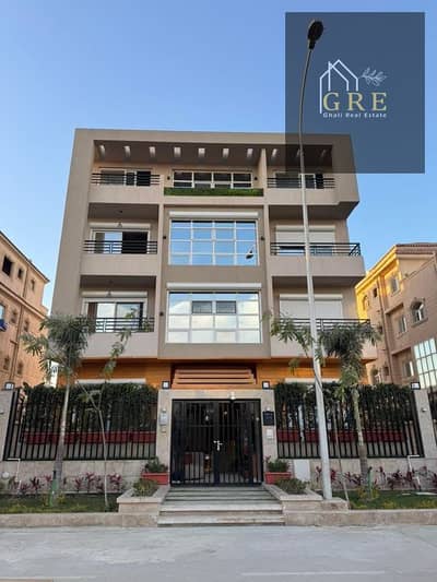 Apartment for sale in West Sumid, Neighborhood 8 – 170m, second floor, balcony and elevator – 3 rooms, 2 bathrooms, kitchen, and air conditioning in a very upscale location, quiet residence, and close to all services