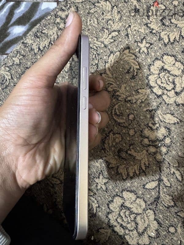 Realme 15t 3