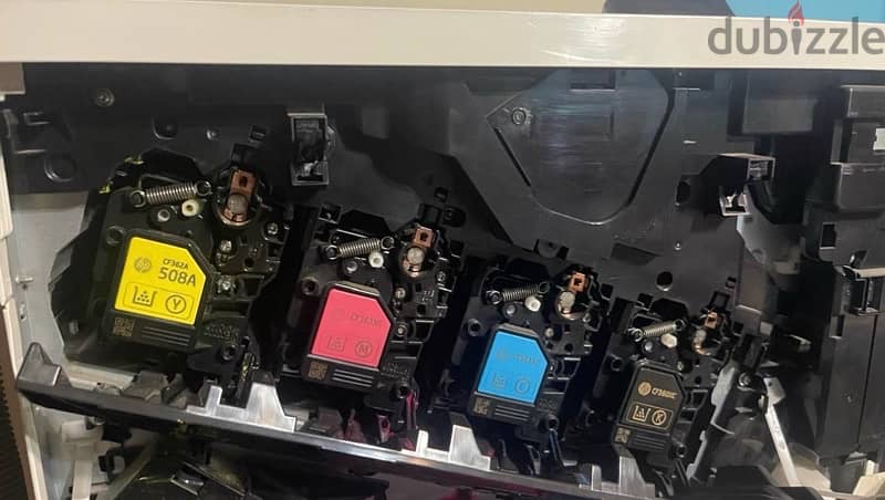 HP peinter laser color M553m 2