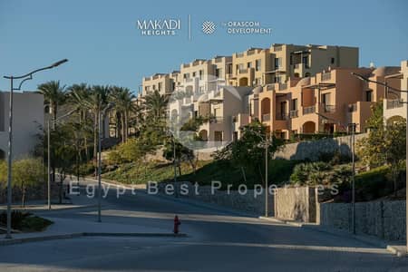 شاليه مطل علي البحر متشطب بالكامل للبيع في الجونة الجديدة / بأقل سعر في البحر الاحمر وبأقساط علي 8 سنين