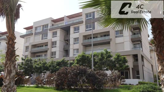 Under Market Price Duplex 216 for sale,with instllments ready to move, view landscape, very prime location in Hyde Park New Cairo