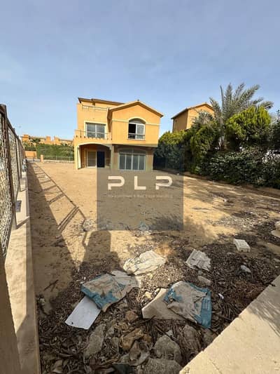 تاون هاوس كورنر للبيع ريسيل استلام فوري اقل من سعر الشركه في كمبوند سيتي جيت ديار القطريه city gate