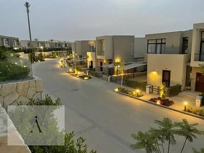 سنيور شاليه ارضى بحديقه 150متر يطل على لاجون مباشره بافضل لوكيشن