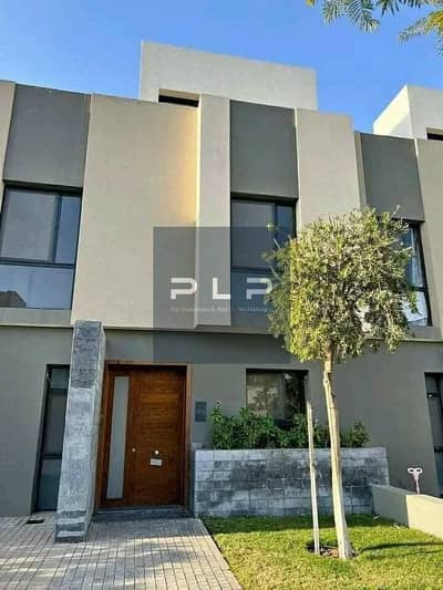 Standalone villa for sale, Ready to Move fully finished, prime location in Al Burouj Compound - Al Shorouk