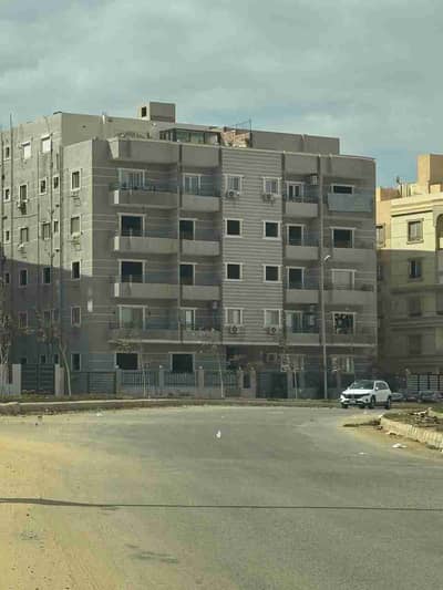 فرصة سكنية فاخرة  للبيع شقه ٤٠٠ م - روف بمساحة شقة في قلب التجمع الخامس