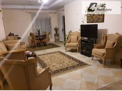 شقة للبيع، 3 غرف نوم متشطبة بالكامل استلام فورى فيو مباشرة على لاند سكيب في موقع متميز النرجس فيلات ، التجمع الخامس