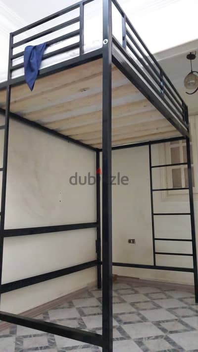 سرير مرتفع يصلح سرير دورين أو سرير مكتب Loft Bed