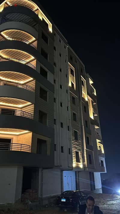 شقة نصف تشطيب   للبيع في سرايات القطامية – القطامية الجديدة  استلام فوري | 115 م² | 3 غرف نوم | نصف تشطيب  جاهزة للمعاينة | 115 م² | دور أرضي