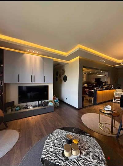 Furnished apartment for daily or monthly rent in Al Sheikh Zayed, Beverly Hills compound