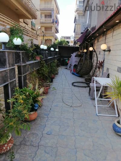 شقه ارضى للايجار بالمعمورة الشاطئ شامل كارنيهات الدخول والشاطئ