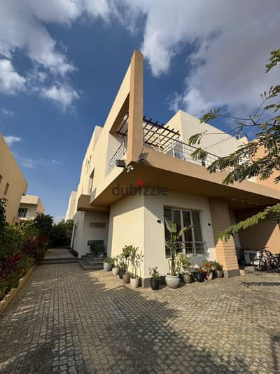 Immediate receipt in Grand Heights Compound Twin House with an area of 330 meters of buildings and 383 meters of land area