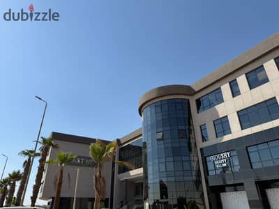 Superlux clinic 50m air-conditioned suitable for dentistry in East Hill Mall in Golden Square Al Lotus New - Fifth Settlement