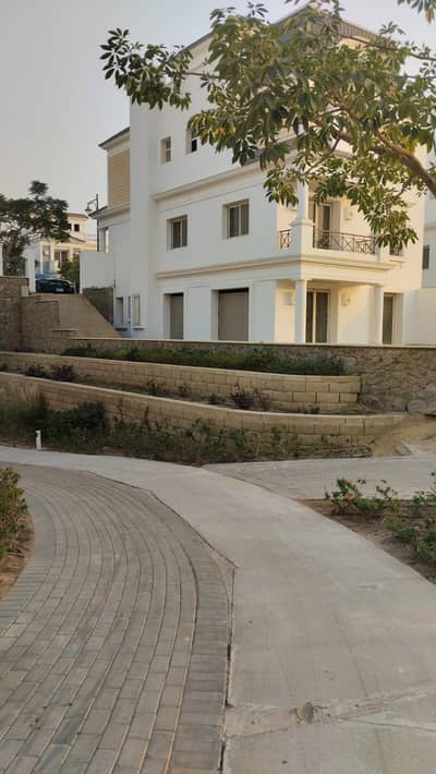 villa for sale moutainview chill out compouned special space