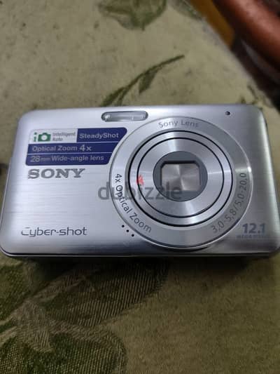 لقطة لهواة التريند. . كاميرا Sony Cyber-shot الأصلية (حالة الزيرو)