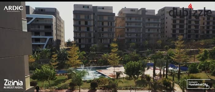 فرصة شقة لقطة view لاندسكيب في افضل وارقى موقع في المستقبل للبيع بسعر لقطة وبمقدم 10% فقط