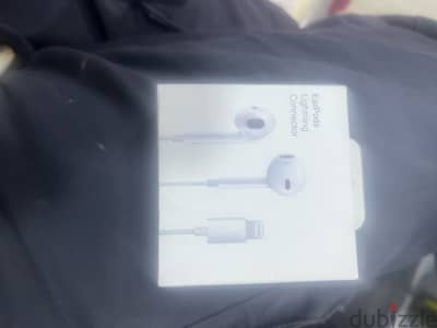 سماعة أيفون أصلية (EarPods Lightning Connector) - جديدة