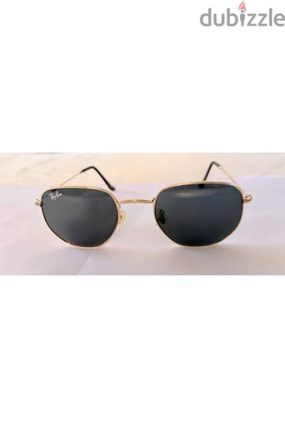 العلامة التجارية : ري بان - Ray-Ban.   الطراز: سداسي