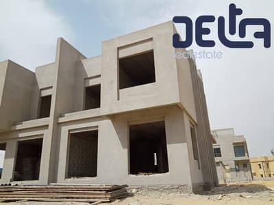 Twin House Villa - Exceptional Deal for reSale  Lake West 3 Compound, Dahshur Link Road, New Sheikh Zayed