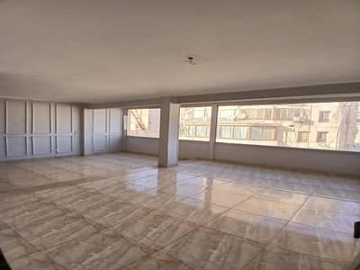 Apartment for sale on Mossadeq Main Street, suitable for residential or commercial use.