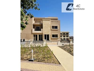 توين هاوس بمساحه 195 متر 4 غرف  استلام فوري باقل سعر في الماركت  في لوكيشن مميز  في تاج سيتي taj ciry