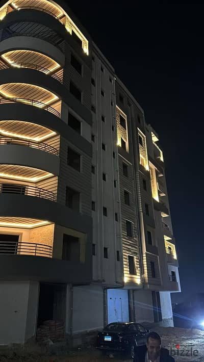 شقة نصف تشطيب   للبيع في سرايات القطامية – القطامية الجديدة  استلام فوري | 175 م² | 3 غرف نوم | نصف تشطيب  جاهزة للمعاينة | 175 م² | الدور الأول