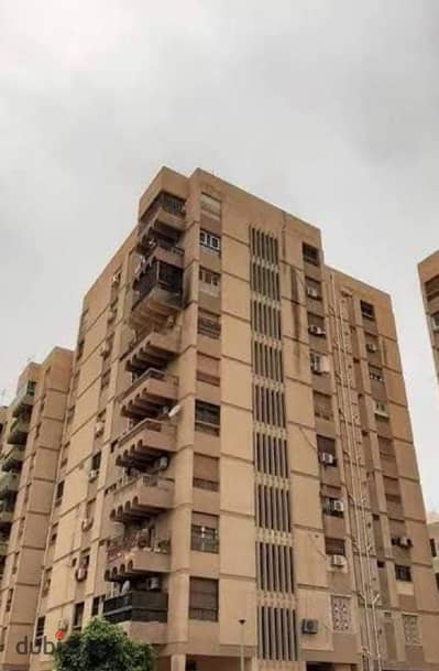 Property code 562 for sale, corner and façade, 290 meters, 40, 5,000,000 final
