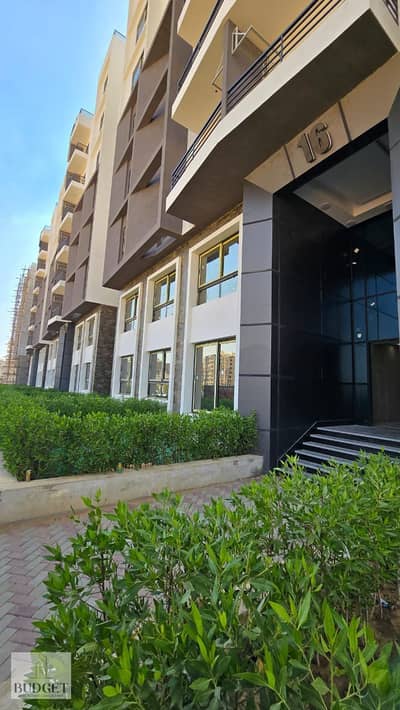 شقة 147م للبيع  استلام فوري في Green Avenue R7 | 3 غرف | العاصمة الإدارية