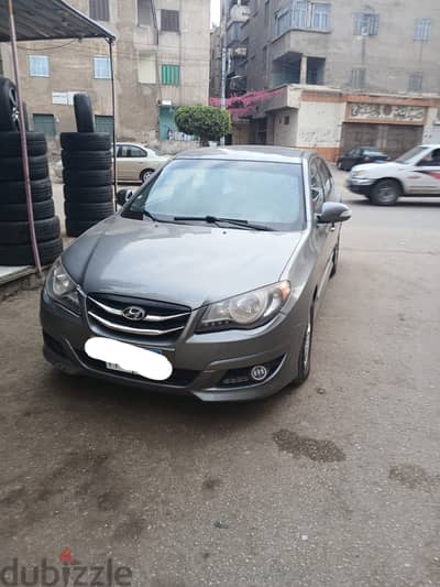 للايجار Hyundai Elantra حديثة بالسائق داخل وخارج القاهرة