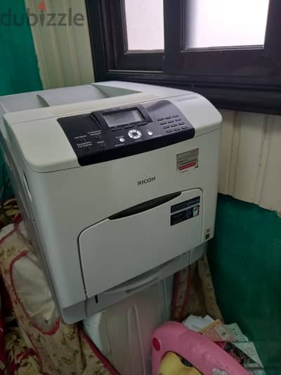 للبيع طابعة ليزر ألوان Ricoh Aficio SP C430DN بحالة ممتازة!