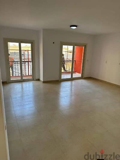 شقة سكنية للتنازل من المالك مباشرة كمبوند فسطاط فيو شقة سكنية للتنازل من المالك مباشرة كمبوند فسطاط فيو