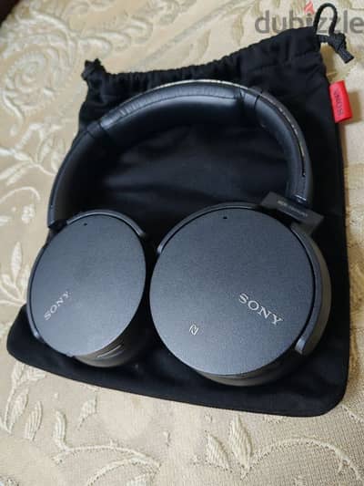Sony MDR-XB950N1