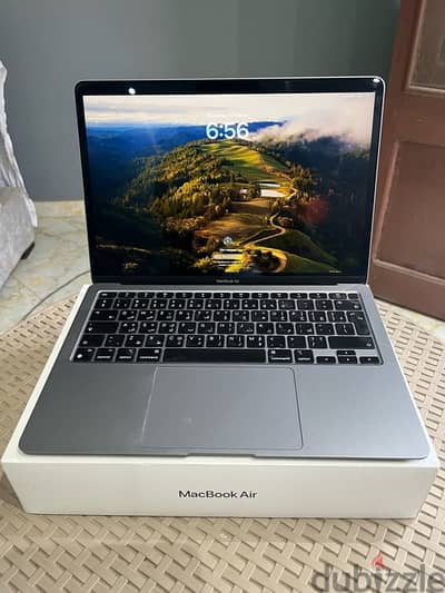 Apple labtop MacBook Air M1 13-inch – Excellent Condition