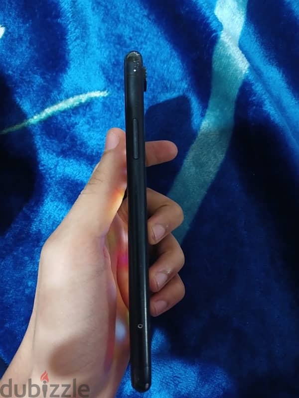 iPhone XR 1