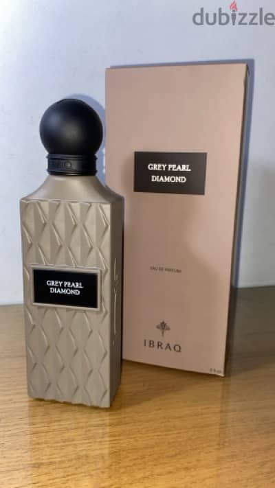 Grey pearl diamond